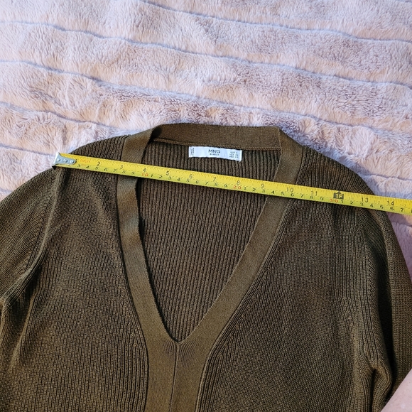 Mango MNG Basics V Neck Sweater US XS - Picture 11 of 11